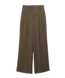 バックサテンストレートパンツ