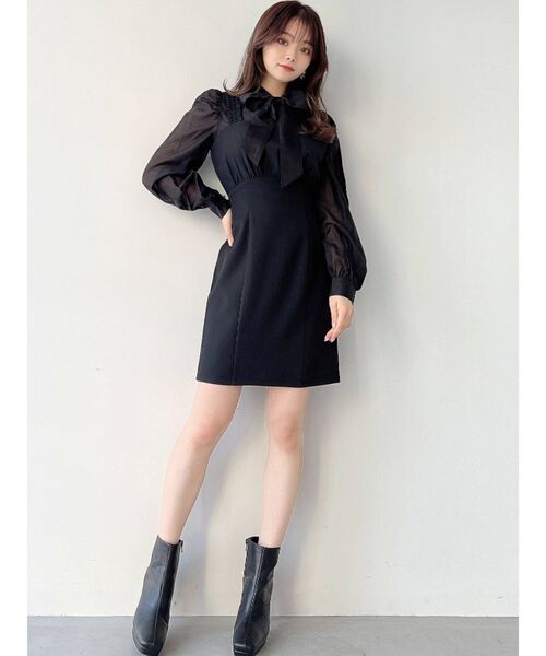 RESEXXY（リゼクシー）の「スクエアトゥショートブーツ（ブーツ・レディース・アイボリー/ブラック・SMALL/MEDIUM/LARGE）」の4枚目の写真