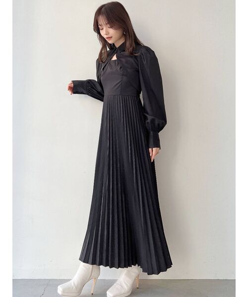 RESEXXY（リゼクシー）の「スクエアトゥショートブーツ（ブーツ・レディース・アイボリー/ブラック・SMALL/MEDIUM/LARGE）」の6枚目の写真