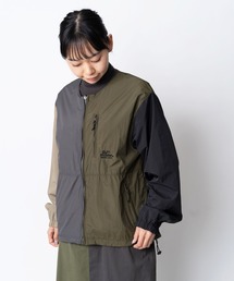 リバーシブルナイロンノーカラージャケット