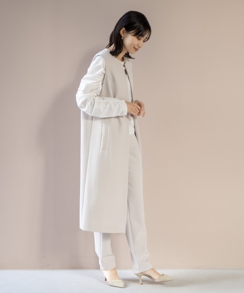 kaene(カエン)の「ギャザースリーブブラウス(シャツ/ブラウス・レディース・ブラック/オフホワイト・1/2)」の6枚目の写真