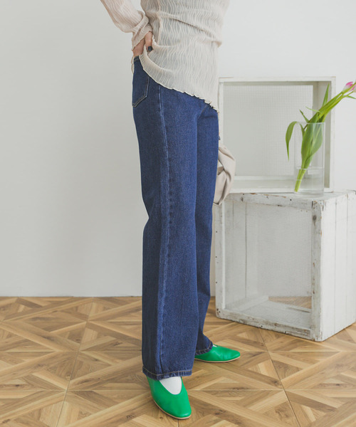 ITEMS URBANRESEARCH(アイテムズ アーバンリサーチ)の「セミフレアデニム(デニムパンツ・レディース・ライトブルー/ブルー・SMALL/MEDIUM)」の19枚目の写真