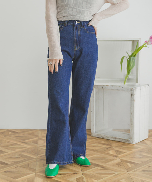 ITEMS URBANRESEARCH(アイテムズ アーバンリサーチ)の「セミフレアデニム(デニムパンツ・レディース・ライトブルー/ブルー・SMALL/MEDIUM)」の21枚目の写真