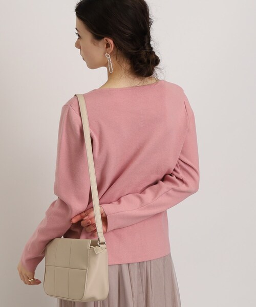 DRESKIP（ドレスキップ）の「◆【洗える】パ－ル調ボタンで惹きつける ラウンドネックニット（ニット/セーター・レディース・ブラック/ナチュラル/ホワイト系5/ピンク系・02/03/04）」の15枚目の写真