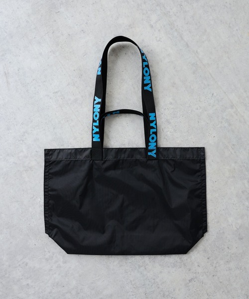 Omekashi（オメカシ）の「NYLONY ツーハンドルトート S（トートバッグ・レディース・ブラック・ONE SIZE）」の6枚目の写真