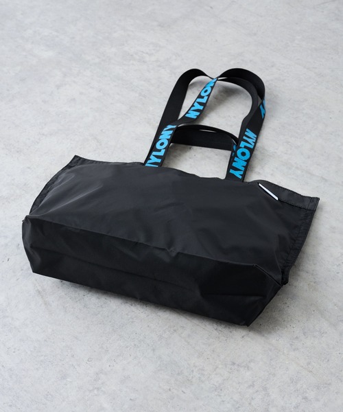 Omekashi（オメカシ）の「NYLONY ツーハンドルトート S（トートバッグ・レディース・ブラック・ONE SIZE）」の9枚目の写真