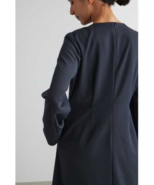STYLEMIXER(スタイルミキサー)の「ニュアンススリーブワンピース(ワンピース・レディース・グレー/ネイビー・SMALL/MEDIUM)」の17枚目の写真