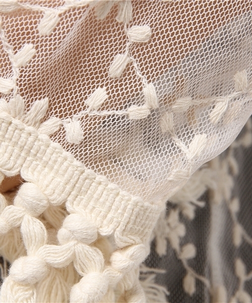 mystic（ミスティック）の「レースガウン（シャツ/ブラウス・レディース・オフホワイト/ブラック/ライトグレー・ﾌﾘ-）」の4枚目の写真