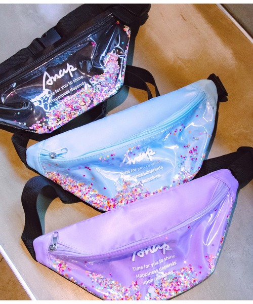 ANAP kids（アナップキッズ）の「クリアスパンコールウエストポーチ
