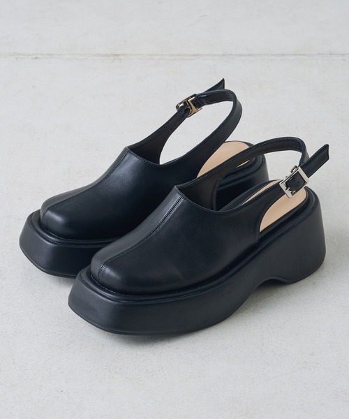 one after another NICE CLAUP（ワンアフターアナザーナイスクラップ）の「バックベルト付きサボサンダル（その他シューズ・レディース・アイボリー/ブラック・LARGE/MEDIUM/SMALL）」の2枚目の写真