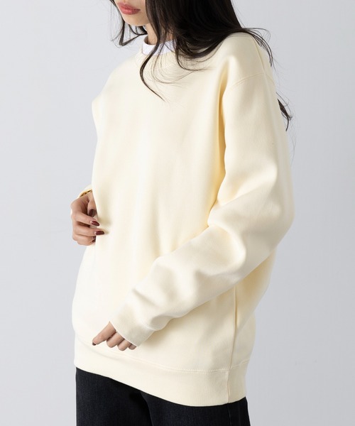 United Athle(ユナイテッドアスレ)の「モチっと柔らかな着心地!【United Athle】T/C crew neck sweat / クルーネックスウェット トレーナー 10オンス 裏起毛 5928(スウェット・メンズ・ブラック/レッド/オリーブ/パープル/グリーン/ヘザーグレー/ネイビー/ダークブラウン/ホワイト/サンドベージュ/アッシュ/ダークグレー/オレンジ/ロイヤルブルー/スミクロ/スモーキーグリーン系/バーガンディー/インディゴブルー/ナチュラル・M/L/XL/S/XXL)」の9枚目の写真