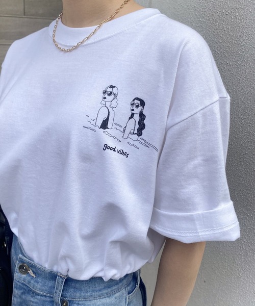 COLLAGE GALLARDAGALANTE(コラージュガリャルダガランテ)の「イラストレーターコラボ/ロゴプリントTシャツ(Tシャツ/カットソー・レディース・ホワイト・FREE)」の18枚目の写真