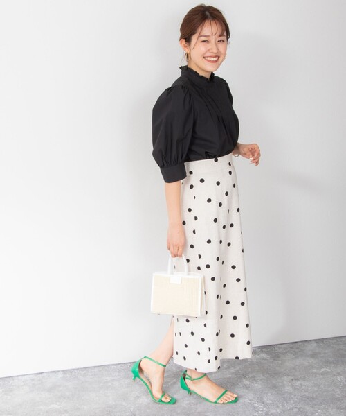 NOLLEY’S（ノーリーズ）の「スタンドフリルブラウス（シャツ/ブラウス・レディース・ブラック/ブルー系その他7/ホワイト/チャコールグレー/インディゴブルー・38）」の21枚目の写真