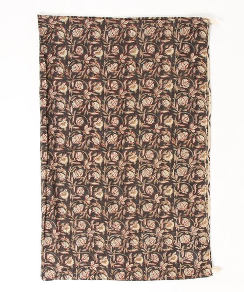 チャイハネ（チャイハネ）の「【チャイハネ】ブロリックループ付きマルチクロス（インテリア雑貨・レディース・ブラック/ネイビー/キャメル・FREE）」の4枚目の写真