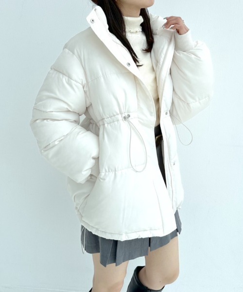 OLIVE des OLIVE（オリーブデオリーブ）の「ウエストドロスト中綿ブルゾン　1032070010（ダウンジャケット/コート・レディース・アイボリー/ブラック/ピンク・FREE）」の8枚目の写真