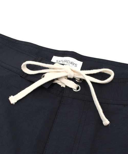 Saturdays NYC（サタデーズ ニューヨークシティ ）の「SATURDAYS SURF NYC / “Logan Boardshort” ショーツ（水着・メンズ・ブラック/ネイビー・30inch/32inch/28inch）」の4枚目の写真