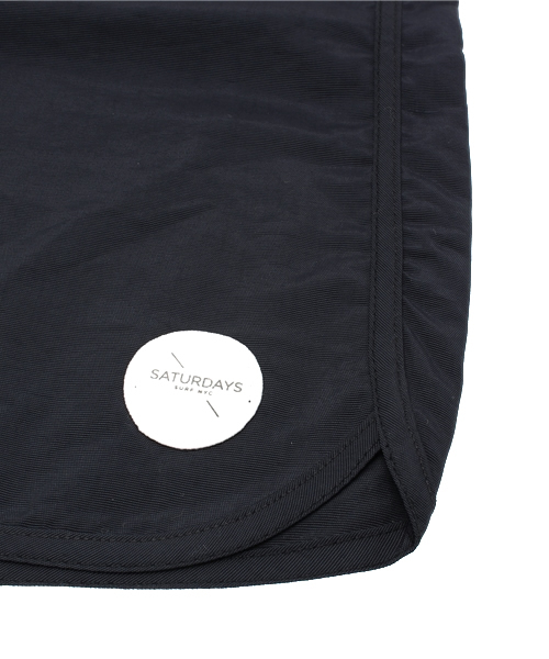 Saturdays NYC（サタデーズ ニューヨークシティ ）の「SATURDAYS SURF NYC / “Logan Boardshort” ショーツ（水着・メンズ・ブラック/ネイビー・30inch/32inch/28inch）」の5枚目の写真