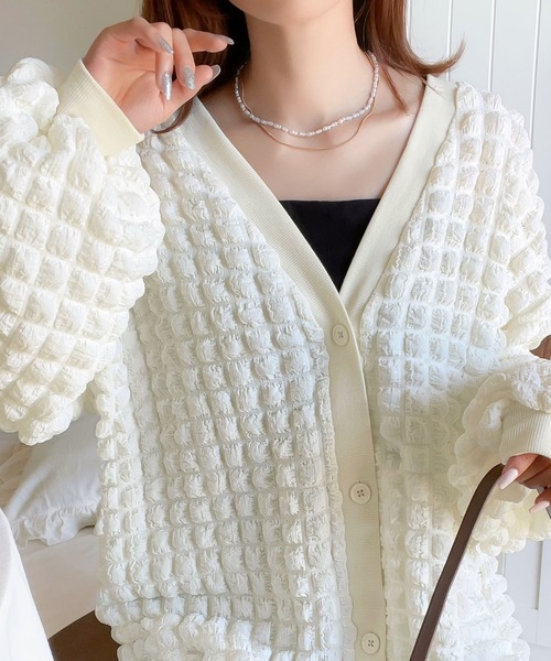 mily bilet(ミウィビレット)の「【mily bilet】ゆるっとしたシルエットが可愛い ぽこぽこ2wayカーディガン(カーディガン/ボレロ・レディース・モカ/アイボリー/ブラック・MEDIUM/LARGE/SMALL/X-LARGE)」の5枚目の写真