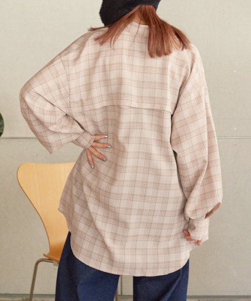 w closet（ダブルクローゼット）の「チェック柄バックオープンシャツ