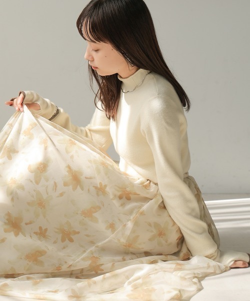 Bab（バブ）の「2WAY指ぬきタートルトップス（Tシャツ/カットソー・レディース・アイボリー/チャコールグレー/モカ/ピンク・FREE）」の9枚目の写真