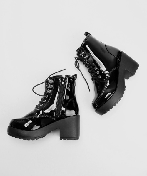 LOVEHUNTER(ラブハンター)の「LOVEHUNTER 厚底モカシンレースアップブーツ(ブーツ・レディース・ブラック系その他/ブラック・SS/S/L/LL/M)」の4枚目の写真