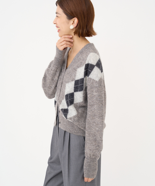 IENA（イエナ）の「ベビーアルパカ混 アーガイル Vネックカーディガン