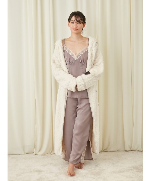 ♡snidel 今季ロングガウン♡ SNIDEL HOME（スナイデルホーム）の「フードロングフリースガウン