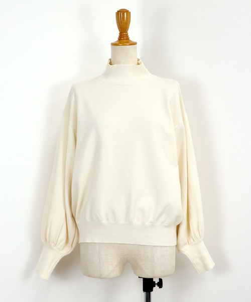 BLUEEAST（ブルーイースト）の「バックパールボリューム袖もちもちニット（ニット/セーター・レディース・ブラック/アイボリー/ブルー/グレー・MEDIUM）」の18枚目の写真