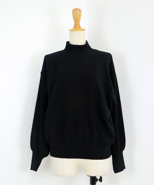 BLUEEAST（ブルーイースト）の「バックパールボリューム袖もちもちニット（ニット/セーター・レディース・ブラック/アイボリー/ブルー/グレー・MEDIUM）」の17枚目の写真