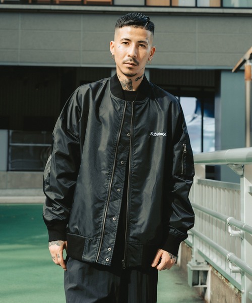 Subciety(サブサエティ)の「REVERSIBLE MA-1(MA-1・メンズ・ブラック・X-LARGE/LARGE/MEDIUM/SMALL)」の4枚目の写真