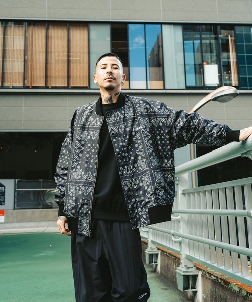 Subciety(サブサエティ)の「REVERSIBLE MA-1(MA-1・メンズ・ブラック・X-LARGE/LARGE/MEDIUM/SMALL)」の7枚目の写真