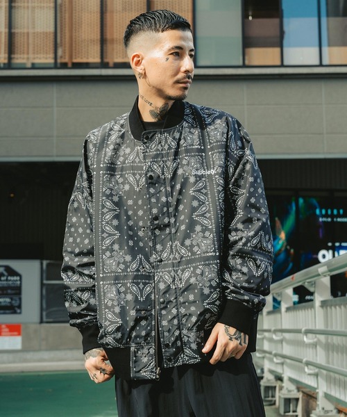 Subciety(サブサエティ)の「REVERSIBLE MA-1(MA-1・メンズ・ブラック・X-LARGE/LARGE/MEDIUM/SMALL)」の6枚目の写真