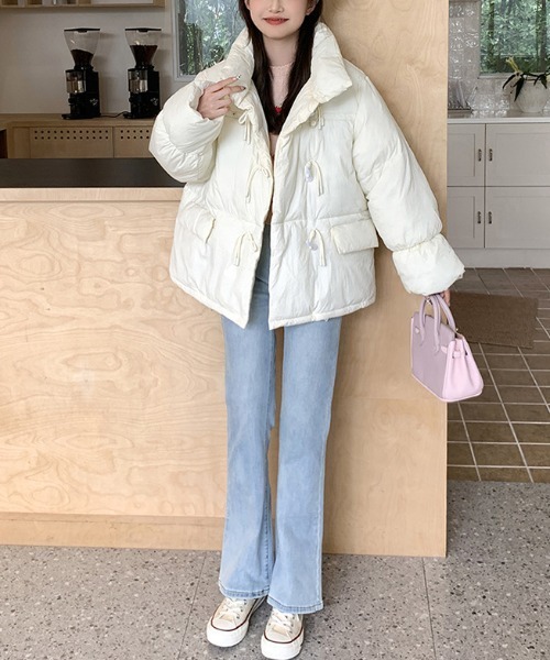 ENLIKE（エンリケ）の「ダッフルボタンスタンドネック中綿ジャケット（その他アウター・レディース・オフホワイト/イエロー/ブラック・FREE）」の8枚目の写真