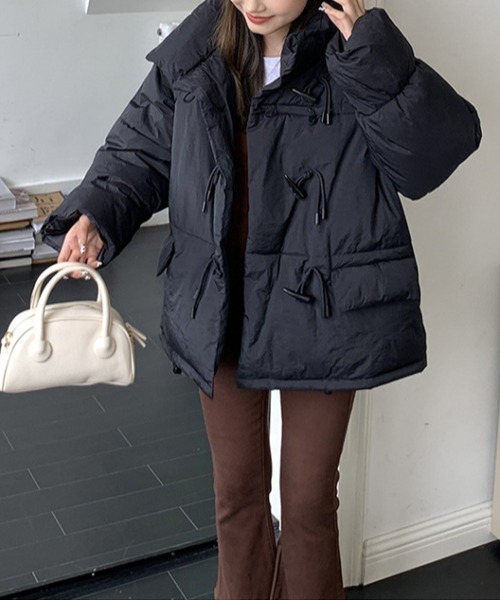 ENLIKE（エンリケ）の「ダッフルボタンスタンドネック中綿ジャケット（その他アウター・レディース・オフホワイト/イエロー/ブラック・FREE）」の15枚目の写真