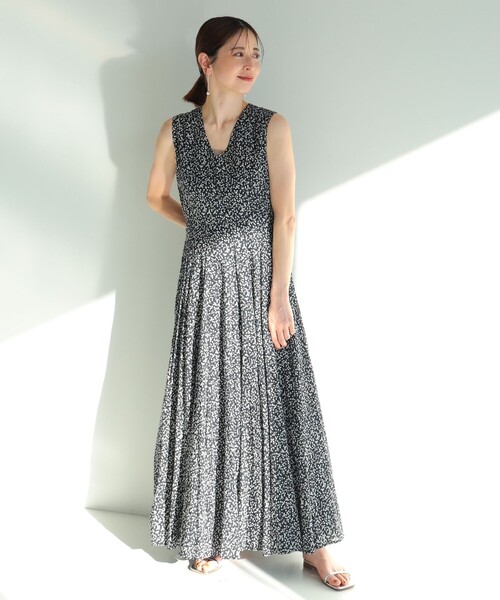 マリハ　彗星のドレス　フラワープリントワンピース　38 試着のみ MARIHA（マリハ）の「MARIHA × Demi-Luxe BEAMS / 別注 彗星の