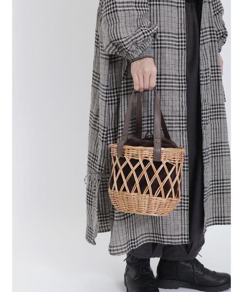 Samansa Mos2(サマンサ モスモス)の「ファー巾着カゴバッグ(ハンドバッグ・レディース・ブラウン/ベージュ・F)」の3枚目の写真