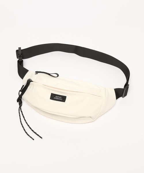 repipi armario(レピピ アルマリオ)の「シンプルボディBAG(ボディバッグ/ウエストポーチ・キッズ・ブラック/アイボリー/ブルー/ピンク/ライム・FREE)」の19枚目の写真