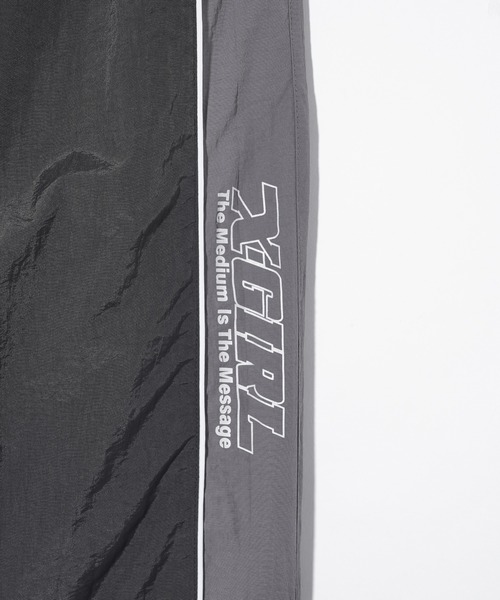 X-girl（エックスガール）の「SIDE STRIPE TRACK PANTS（その他パンツ・レディース・オリーブ/ブラック/ベージュ・S/M/XS/X-SMALL）」の12枚目の写真