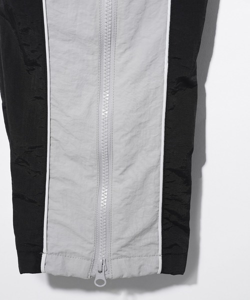 X-girl（エックスガール）の「SIDE STRIPE TRACK PANTS（その他パンツ・レディース・オリーブ/ブラック/ベージュ・S/M/XS/X-SMALL）」の16枚目の写真