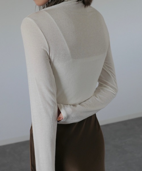 Reurie'(レウリィ)の「ウールミックスタートルトップ / wool mix turtle top シアータートル ウール混 レイヤード タートルネック(ニット/セーター・レディース・アイボリー/グレー・FREE)」の7枚目の写真