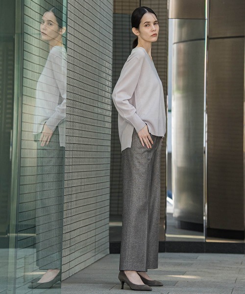 la.f…(ラエフ)の「【セットアップ可/目的対応】華やかラメツィードストレッチパンツ(スラックス・レディース・ダークネイビー/ベージュ系その他・9号/11号/7号)」の12枚目の写真