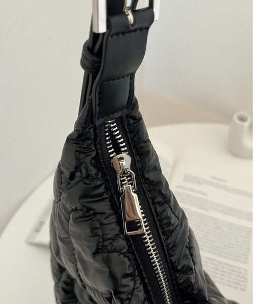 prose verse（プロズヴェール）の「ハートキルトショルダーバッグ（トートバッグ・レディース・ブラック/シルバー・ﾌﾘ-）」の7枚目の写真