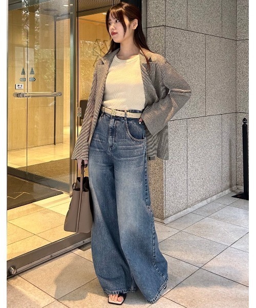 FRAY I.D（フレイアイディー）の「【00サイズあり】ワイドデニムパンツ（デニムパンツ・レディース・ブルー/その他/ブラック・0/1/00）」の5枚目の写真