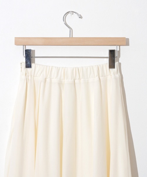 flower（フラワー）の「フローイングギャザースカート（スカート・レディース・アイボリー/ブラック・FREE）」の15枚目の写真