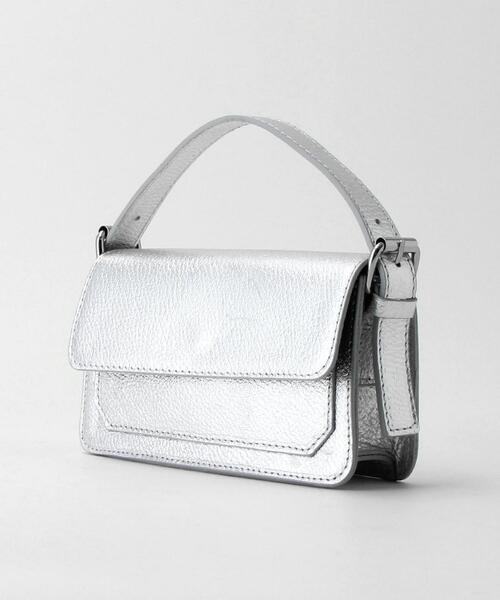 ELYSIR（エリジール）の「＜ELYSIR＞レザーメタル フラップ ショルダーバッグ -2WAY-（ショルダーバッグ・レディース・シルバー・FREE）」の5枚目の写真