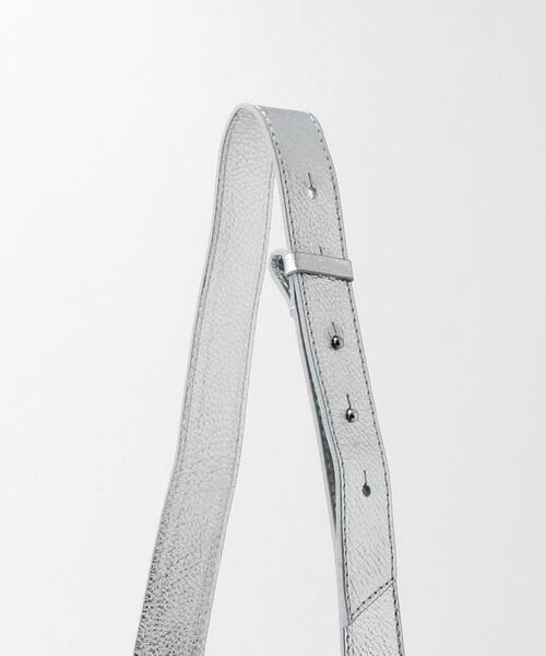 ELYSIR（エリジール）の「＜ELYSIR＞レザーメタル フラップ ショルダーバッグ -2WAY-（ショルダーバッグ・レディース・シルバー・FREE）」の7枚目の写真