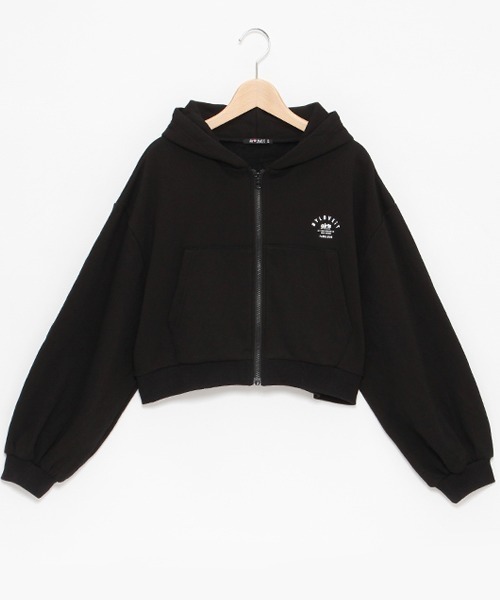 by LOVEiT（バイラビット）の「クロップドフーディパーカー（パーカー・キッズ・オフホワイト/ピンク/グレー/ブラック・120cm/160cm/150cm/140cm/130cm）」の2枚目の写真