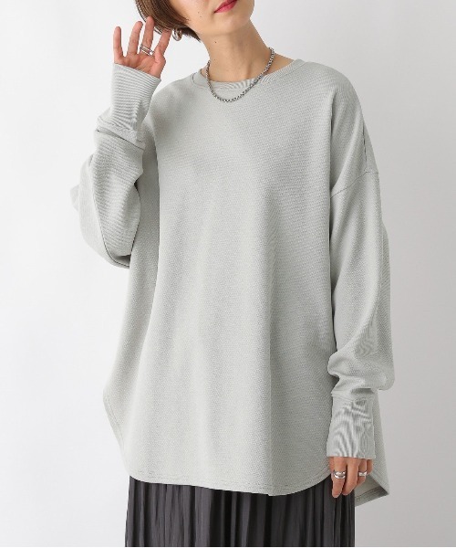 LEPSIM(レプシィム)の「袖リブラウンドチュニック 989896(Tシャツ/カットソー・レディース・ブラック/アイボリー/ブルー/グレー・FREE)」の4枚目の写真