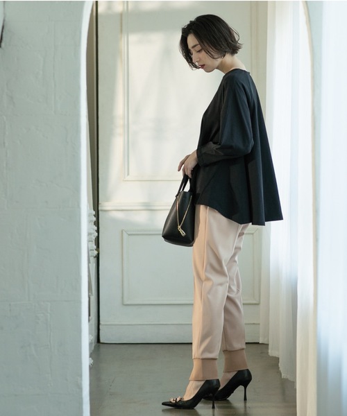 OPAQUE.CLIP（オペークドットクリップ）の「◆デザインスリーブAラインフレアチュニック【洗濯機洗い可】（チュニック・レディース・オフホワイト/ネイビー/ブラック・00）」の20枚目の写真