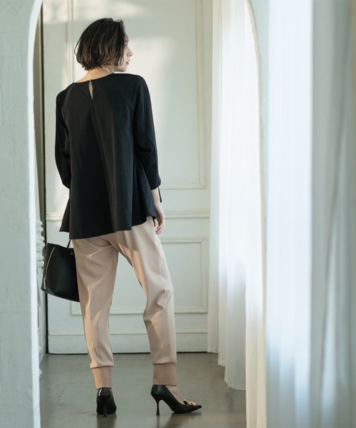 OPAQUE.CLIP（オペークドットクリップ）の「◆デザインスリーブAラインフレアチュニック【洗濯機洗い可】（チュニック・レディース・オフホワイト/ネイビー/ブラック・00）」の9枚目の写真